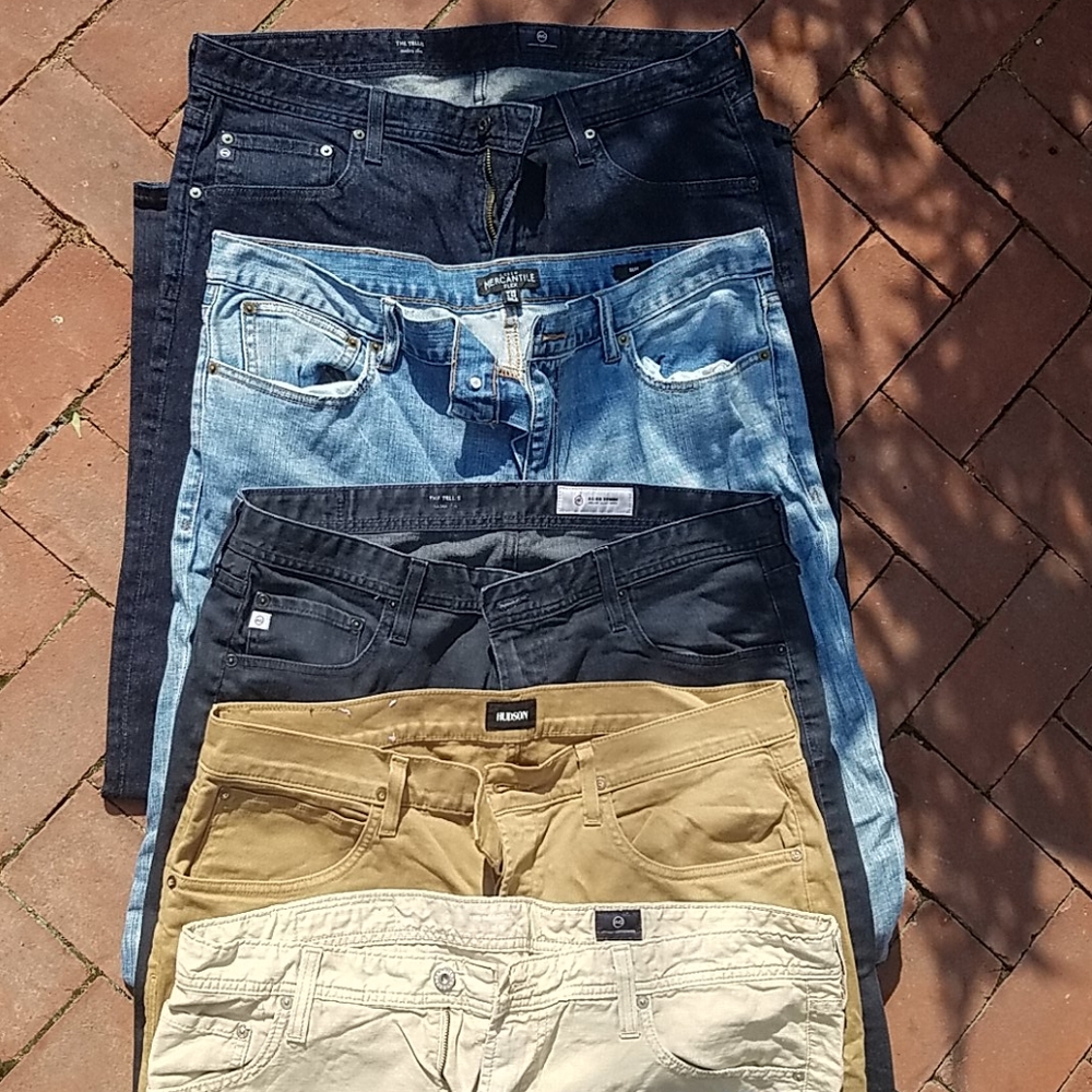 Lot of barely worn mens 38x34 designer jeans